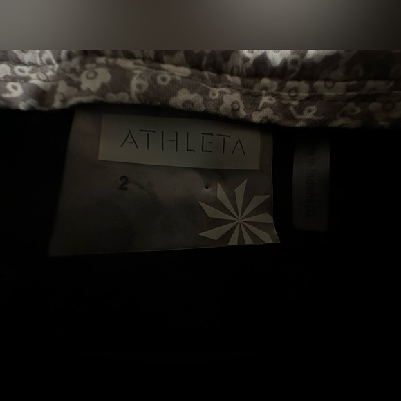 Athleta Black Women's Dipper Bermuda Shorts - Picture 13 of 16